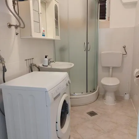 Nela Apartment *